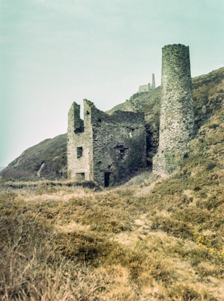 Ruins of Taylor's engine house building at Tywarnhayle United Mills copper mine.