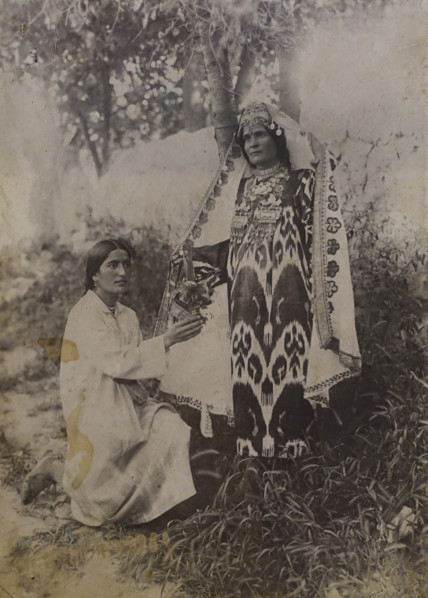 Employee of the Jewish Museum in Samarkand