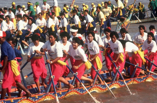 CAMBODIA, Tonle Sap, Boat races on the Tonle Sap river.