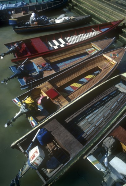 BRUNEI, Bandar Beri Sagawan, River Boats Moored