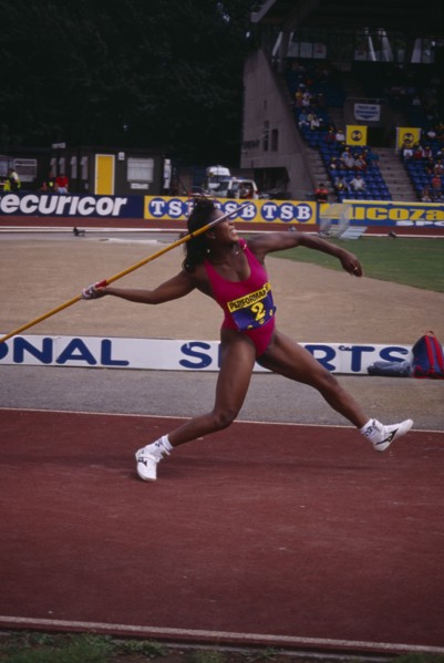10039028 SPORT Athletics  Womens Javelin British javelin thrower Tessa Sanderson at Crystal Palace 1996