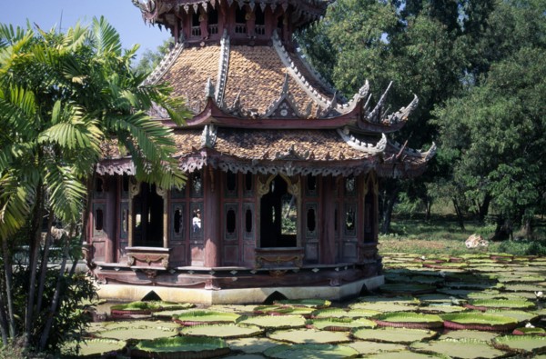 THAILAND, Architecture, Ancient City Pagoda built on a lily pond