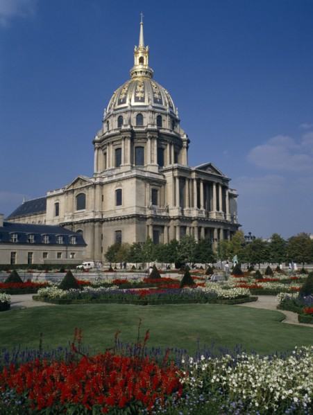 FRANCE, Ile de France  , Paris, "Hotel des Invalides, exterior with red, white and purple flowers