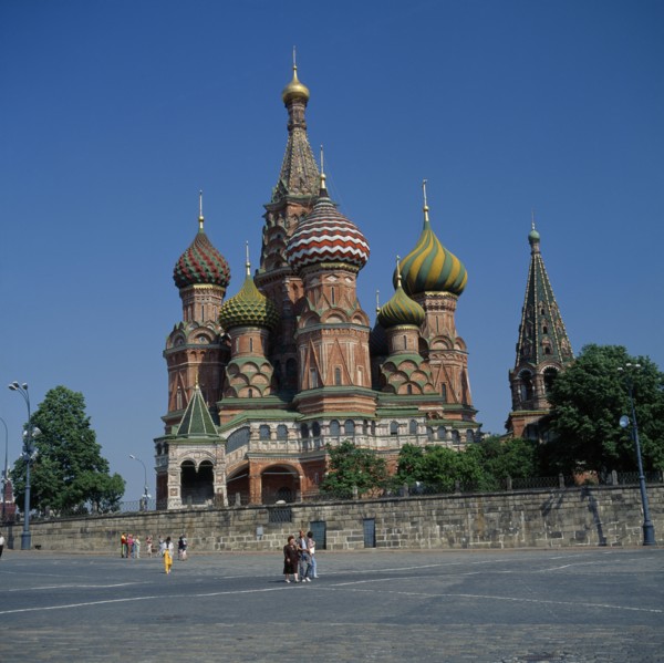 RUSSIA, Moscow, St Basil's Cathedral with multi-coloured domes.