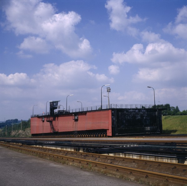 BELGIUM, Hainaut, Ronquieres, Inclined plane barge lift on Brussels to Charleroi Canal  13000 ton