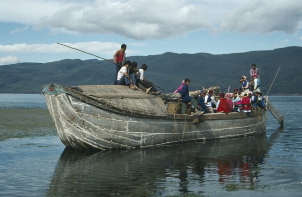 CHINA, Yunnan, Dali, Old junk carrying people on lake Er also known as Er Hai