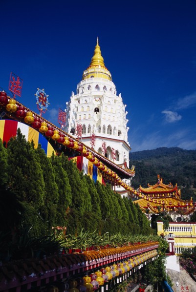 MALAYSIA, Penang, Kek Lok Si Temple, "View along lines of plants and strings of Chinese lanterns