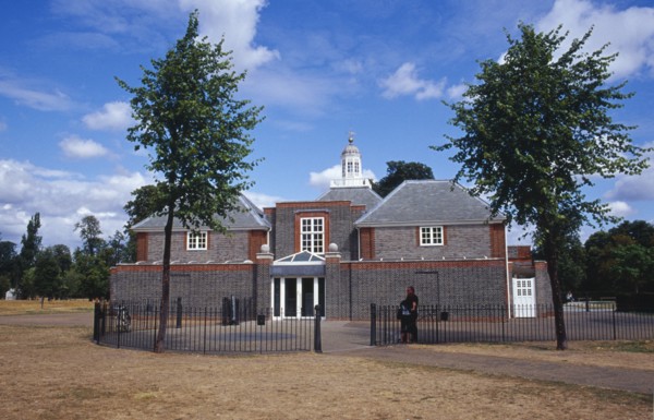 ENGLAND, London, Kensington Gardens.  The Serpentine Gallery exterior with visitors standing beside