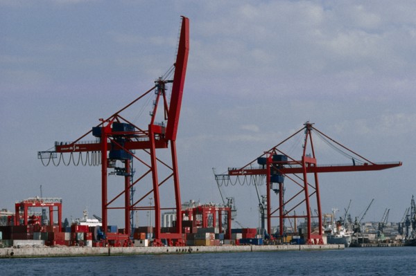 TURKEY, Istanbul, Container port in Haydarpasa.
