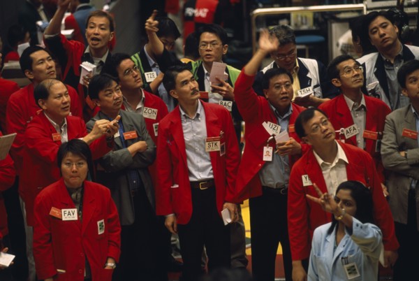 SINGAPORE, Financial District, Raffles Place, Busy Derivatives Trading Floor of the Singapore Stock