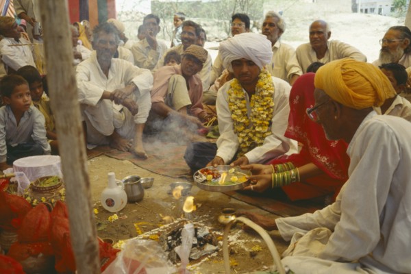 INDIA, Rajasthan, Udaipur, Puja meaning respect offering or prayers forming part of a memorial