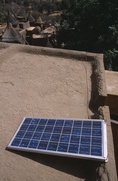 MALI, Pays Dogon, Yaye, Solar panel on rooftop