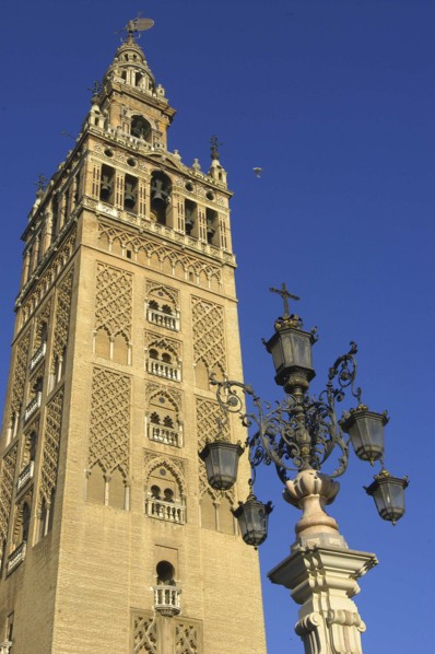 SPAIN, Andalucia, Seville, La Giralda bell tower