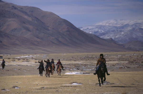 MONGOLIA, Bayan Olgii, Nomads, Kazakh nomads gathering for New Year horse race.