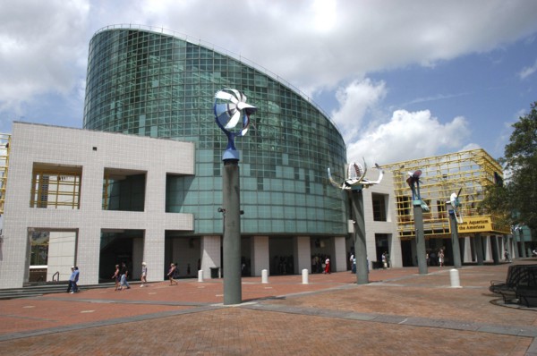 USA, Louisiana, New Orleans, Aquarium of the Americas exterior