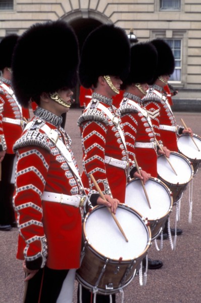 ENGLAND, London, Buckingham Palace Changing of the Guard drummers