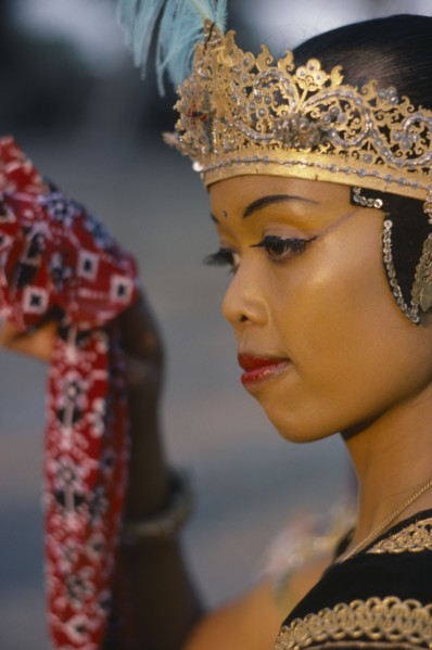 INDONESIA, Java, Prambanan, Portrait of bedoyo dancer.