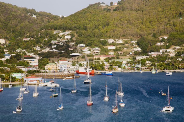 WEST INDIES, St Vincent & The Grenadines, Bequia, Port Elizabeth with yachts moored in Admiralty