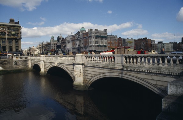 IRELAND, Dublin, O’Connell bridge across the River Liffey.  The original bridge was designed by