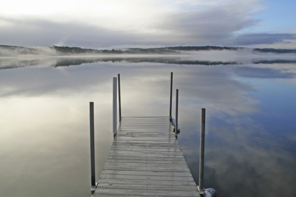 USA, New Hampshire, Tilton, "Winnisquam Lake, jetty"