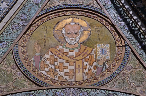 BULGARIA, Sofia, "Saint Nikolai Russian Church, colourful mosaic above entrance."