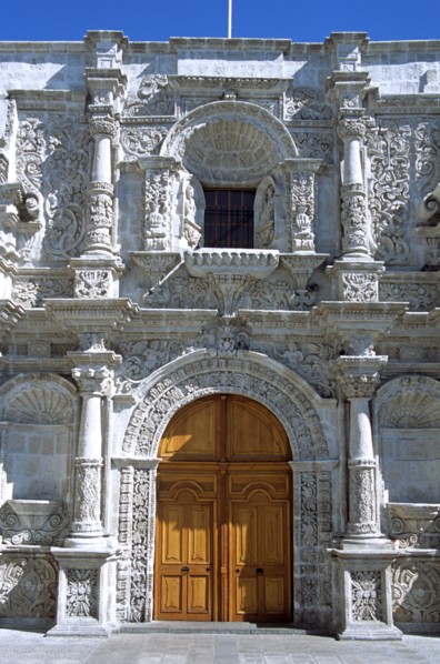 PERU, Arequipa, Iglesia de San Agustin.