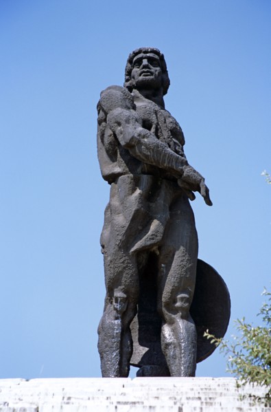 BULGARIA, Sandanski, Spartacus statue.