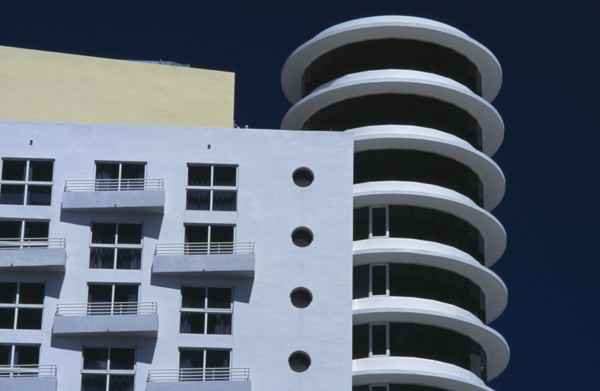 USA, Florida, Miami, South Beach. Old meets new; Art Deco and modern architecture dominate the