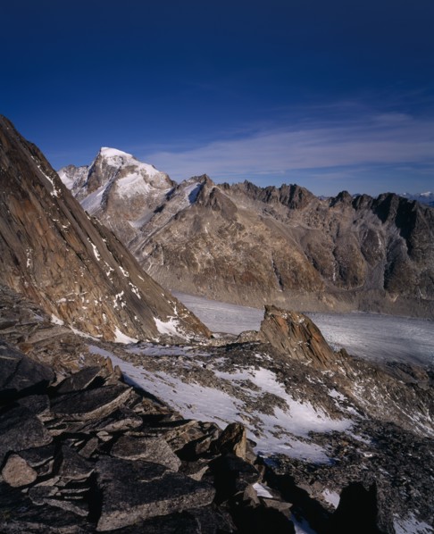 SWITZERLAND, Valais, Rhone Glacier, Glacier seen from Nagelisgratli path. Fukahorn Ridge beyond.