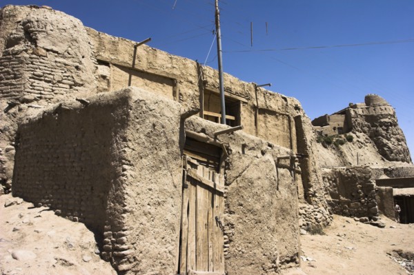 AFGHANISTAN, Ghazni, Houses inside the ancient city walls