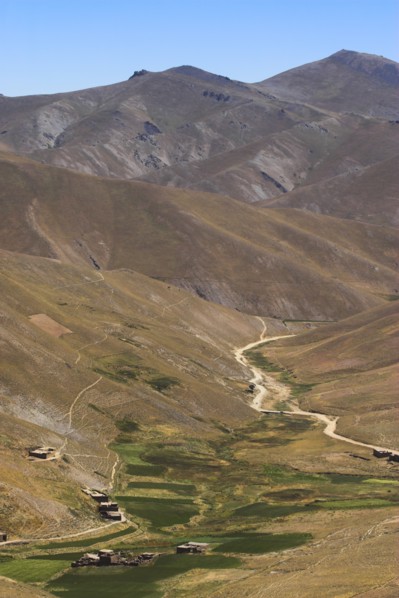 AFGHANISTAN, Hajigak pass, "Between Kabul and Bamiyan (the southern route), Hajigak pass (12,140ft,