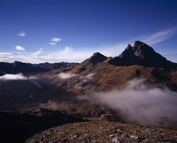 FRANCE, Aquitaine, Pyrenees Atlantiques, Pic du Midi d’Ossau (2884 m) from Col du Pourtalet and