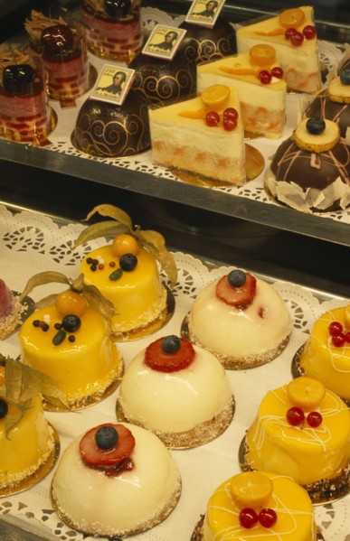 AUSTRIA, Salzburg, Cake display at Fingerlos Cafe.