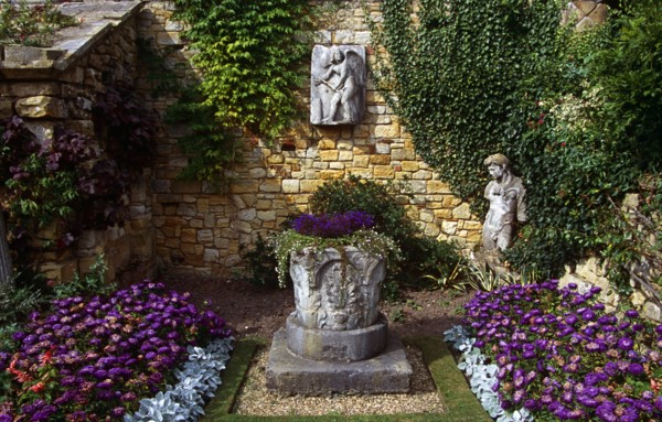 ENGLAND, Kent, Edenbridge, "Hever Castle, part of the Italian Garden,."