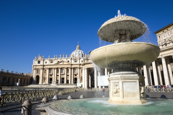 ITALY, Lazio, Rome, Vatican City The Basilica of St Peter and the square or Piazza San Pietro with
