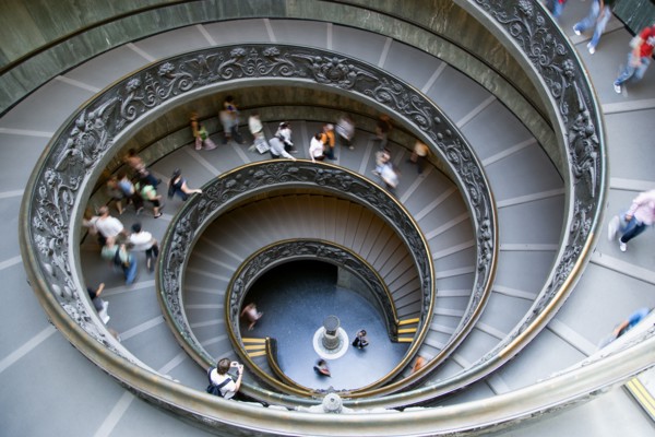 ITALY, Lazio, Rome, Vatican City Museums Tourists descending the Spiral Ramp designed by Giuseppe