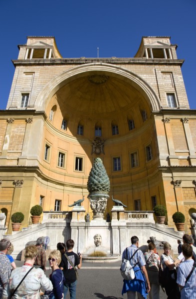 ITALY, Lazio, Rome, Vatican City Museum Tourists in the courtyard of the Belvedere Palace in front