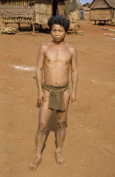 VIETNAM, Central Highlands, Pleimurong village, Vietnam War. Montagnard tribesman in traditional