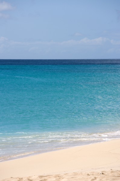 WEST INDIES, St Vincent And The Grenadines, Canouan Island, South Glossy Beach in Glossy Bay with