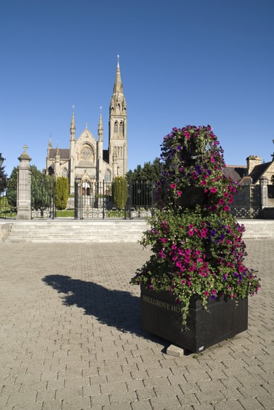 20093543 IRELAND Monaghan Monaghan Town St Macartans Cathedral with floral decoration out front