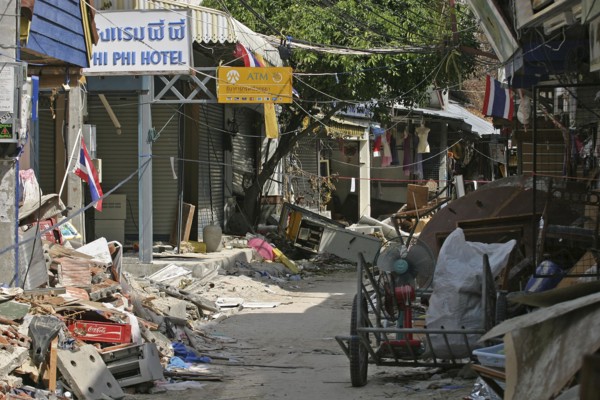 THAILAND, Koh Phi Phi, "Phi Phi on the 11th day after the tsunami hit, shattered shops restuarants