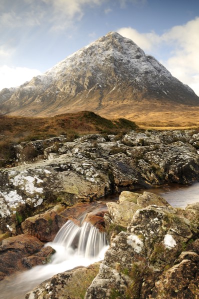 Scotland, Argyll, Glen Coe, River & Autumn colours of Buachaille Etive Mor