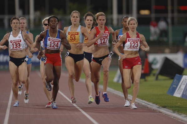 SPORT, Athletics, Track, " Female athletes running in pack. 2006 Commonwealth Games, Melbourne,