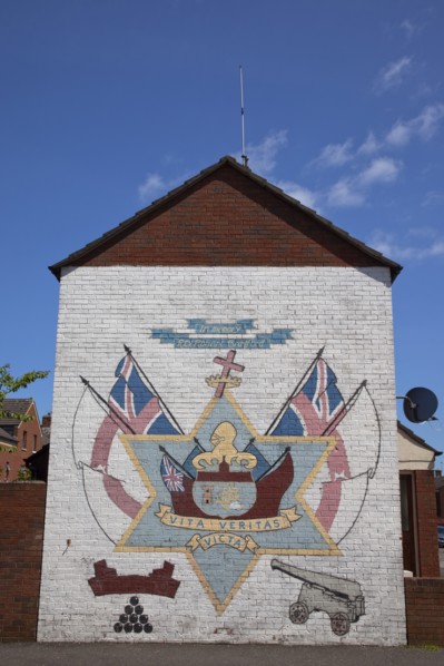 Ireland, North, Belfast, Donegall Pass, Loyalist poltical mural on a gable wall commemorating