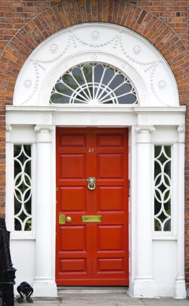 Ireland, County Dublin, Dublin City, Red Georgian door in the city centre south of the Liffey River