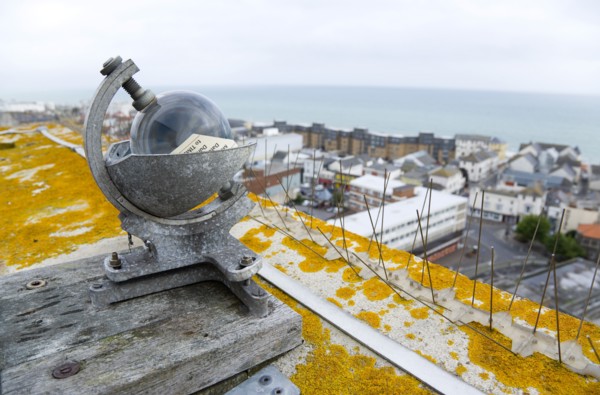 Climate, Weather, Measurements, CampbellStokes sunshine recorder or Stokes sphere on the top of the