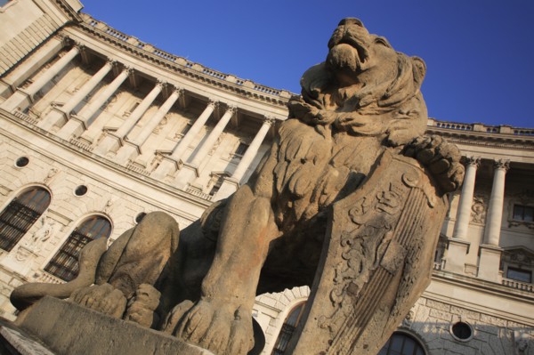 Leonine statue in front of the Hofburg Palace. Photo: Bennett Dean