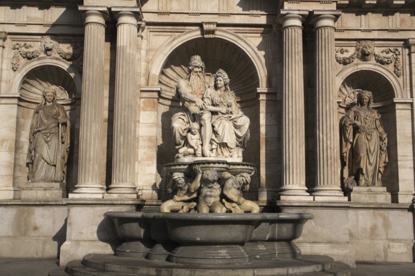 Danubius Fountain at the Albertina Museum. Photo : Bennett Dean