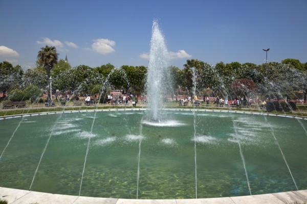 Turkey, Istanbul, Sultanahmet Fountain in the park between the Hagia Sofia and the Blue Mosque.