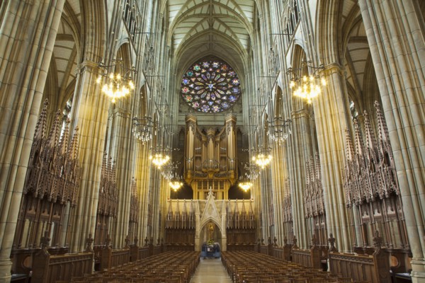 England, West Sussex, Shoreham-by-Sea, Lancing College Chapel interior view of the Nave. 
Photo :